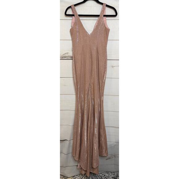 Faviana Glamour Formal Maxi Dress LIght Pink Shimmery Size 2 Plunging Neck - Picture 2 of 5